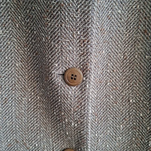 Emanuel Ungaro Vintage Tan Tweed/Wool Single-breasted Overcoat (Size 8; EU 42) - Picture 5 of 12